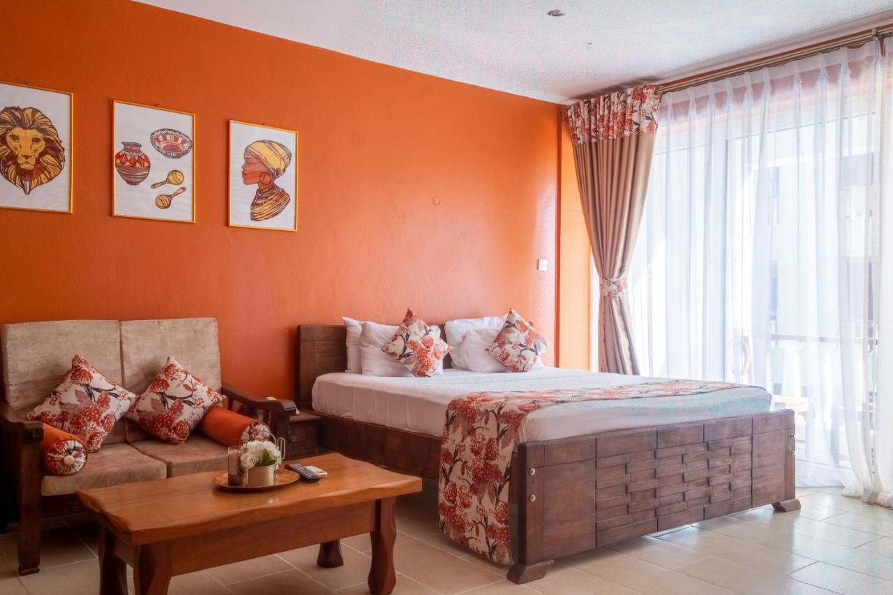 Cowrie Shell Beach Apartments Official Bamburi Exterior photo