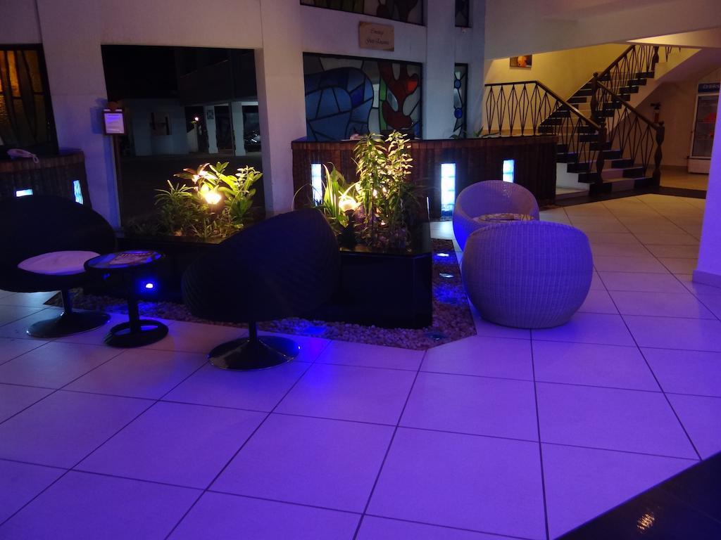 Cowrie Shell Beach Apartments Official Bamburi Exterior photo