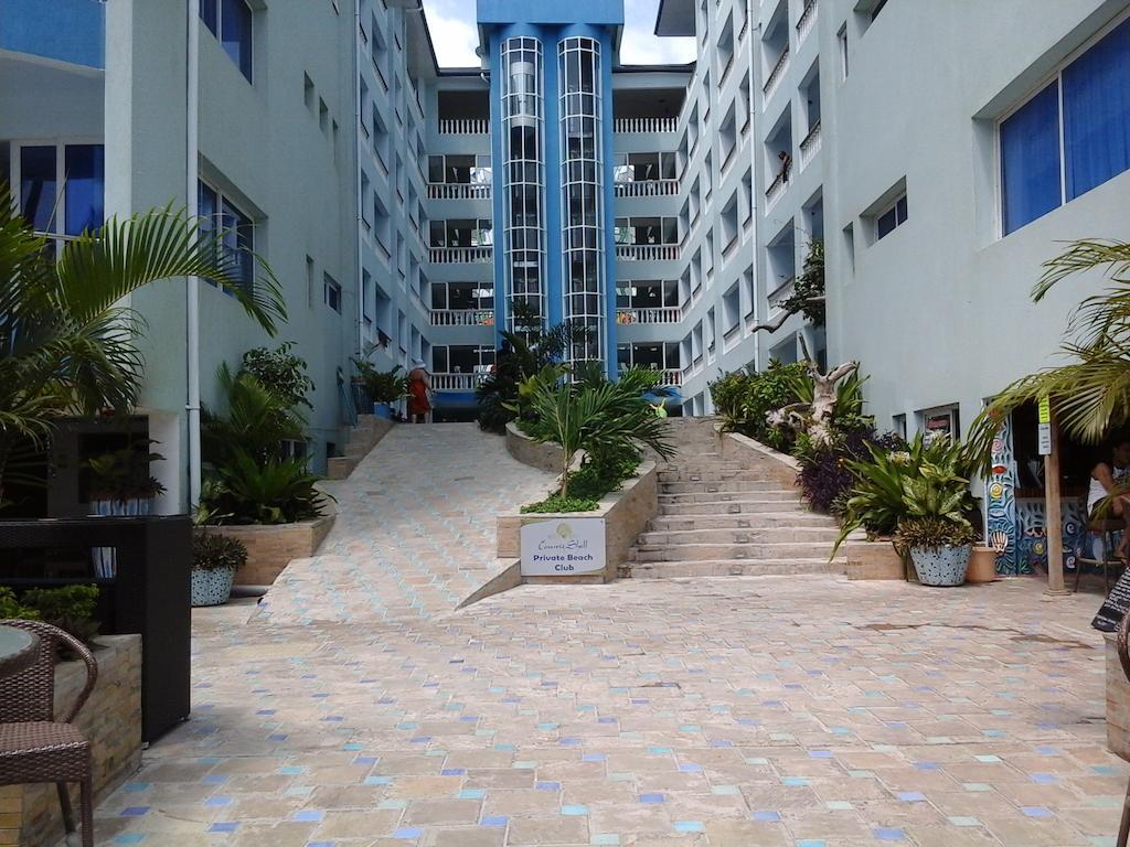 Cowrie Shell Beach Apartments Official Bamburi Exterior photo